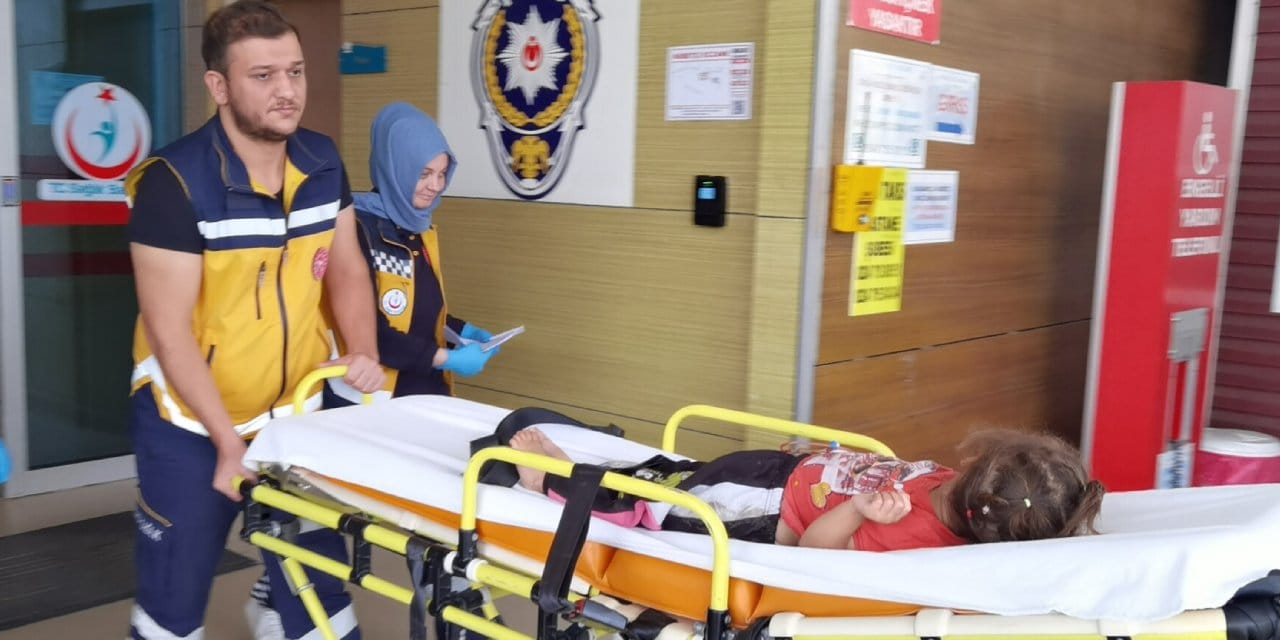 Babası 2 yaşındaki kızını traktörle ezdi