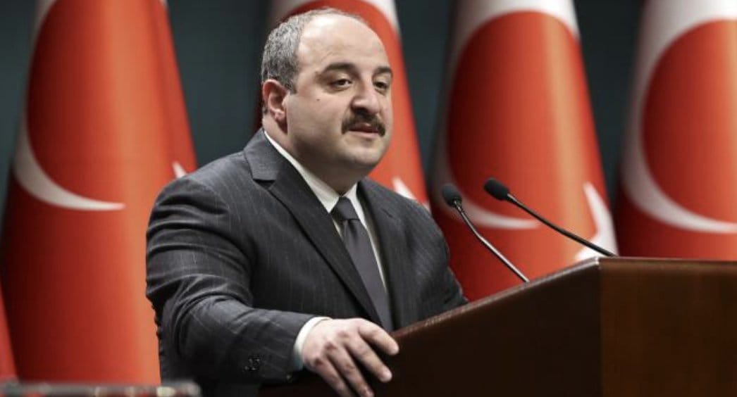 Bakan Varank: İlk uzay yolcusu için testler devam ediyor