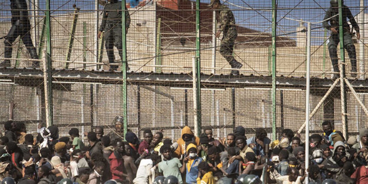 Fas'tan İspanya'ya uzanan izdiham: 23 kişinin öldüğü olayda 15 göçmene hapis