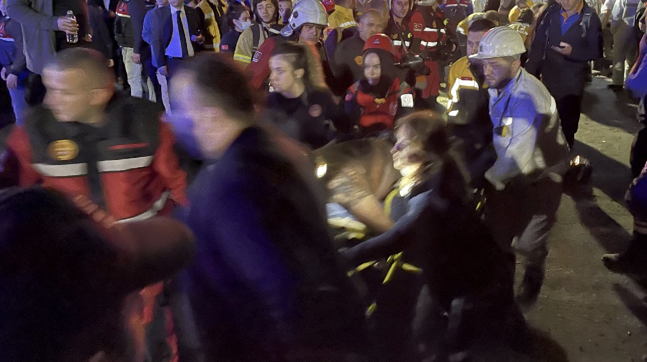 Spor camiasından Bartın'a geçmiş olsun mesajları