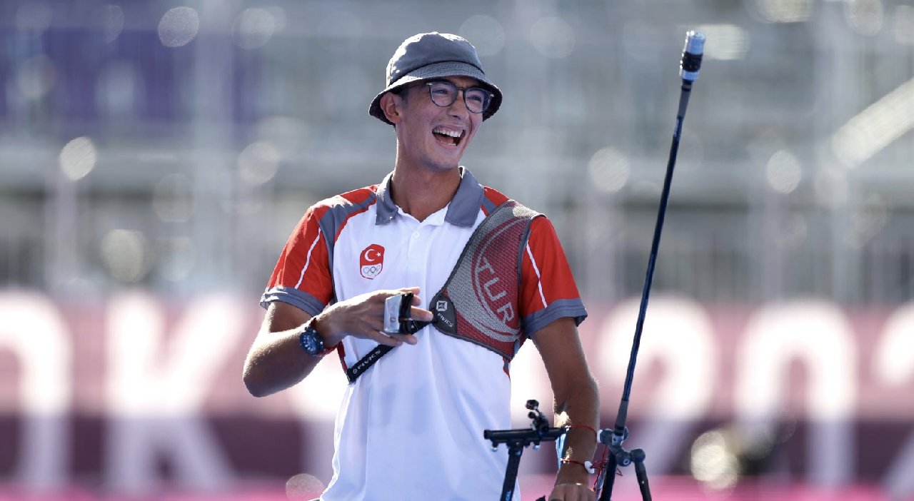 Mete Gazoz'a 2021 yılının sporcusu ödülü