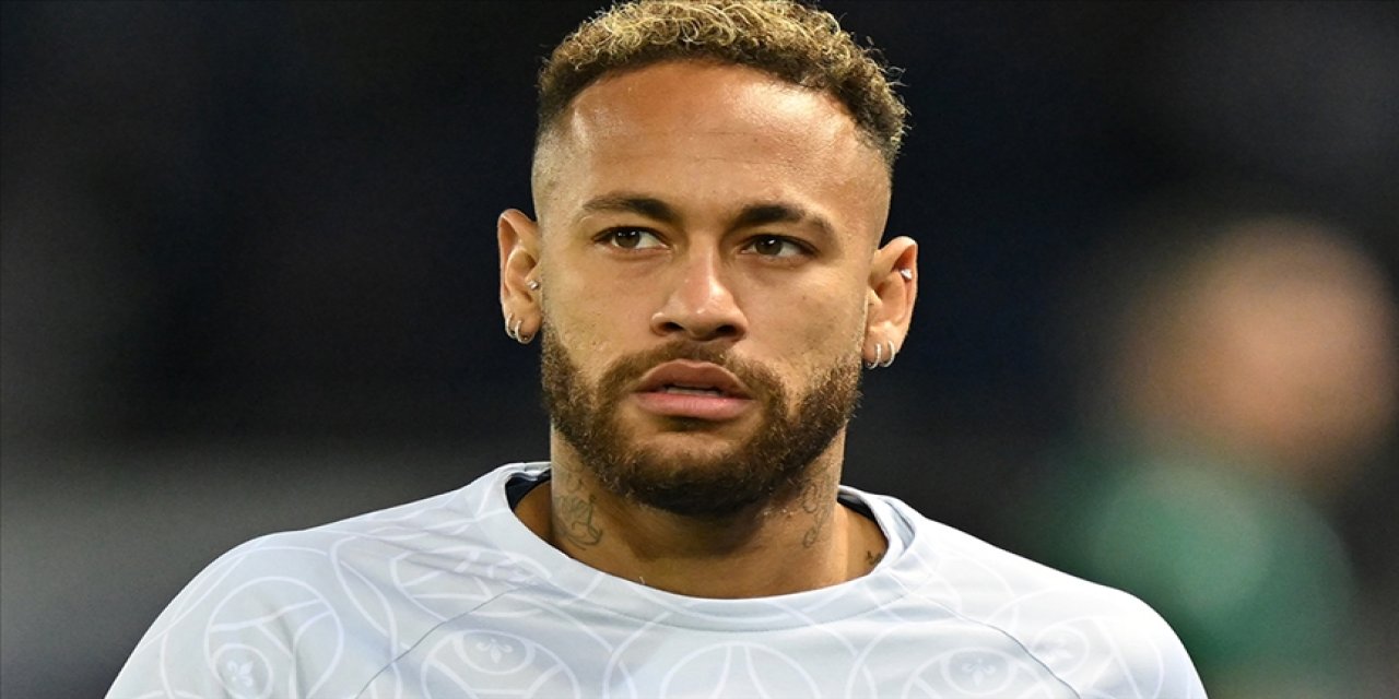 Neymar'ın usulsüzlük iddiasıyla yargılandığı dava başladı