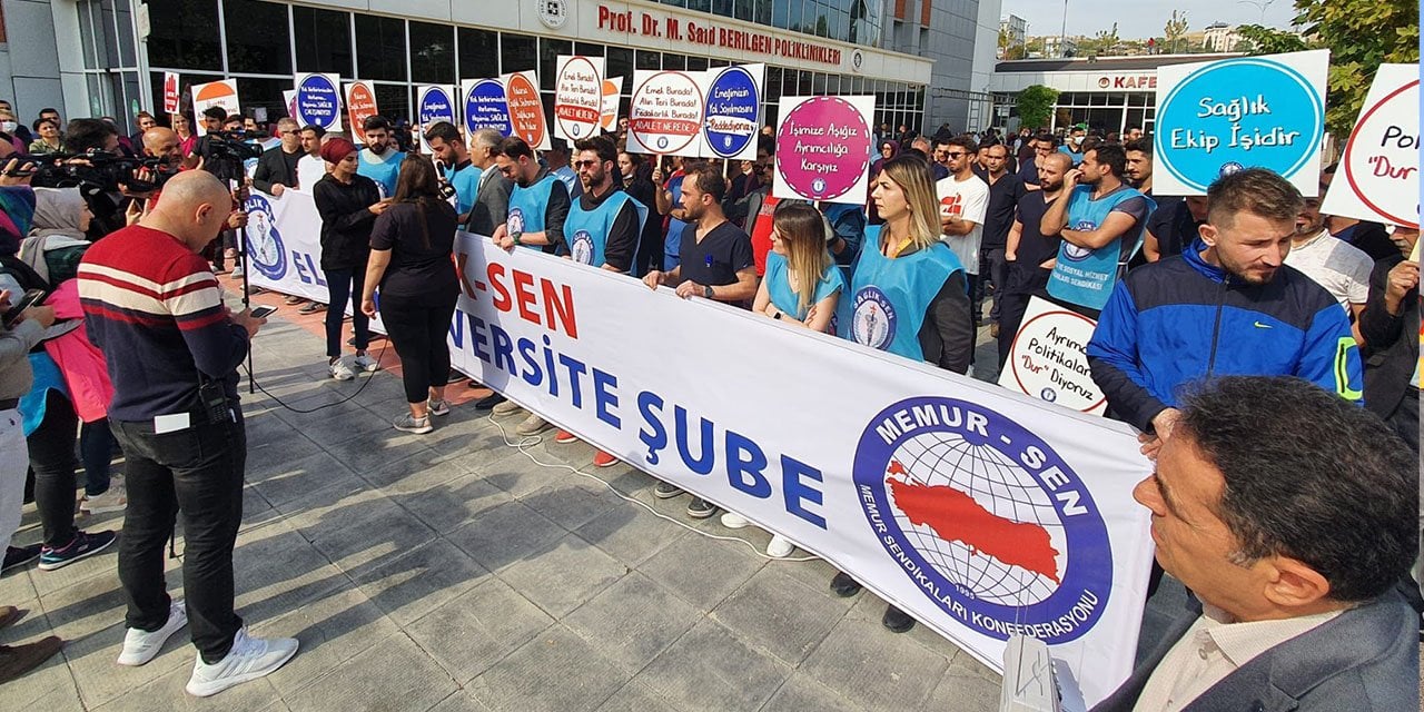 Üniversite hastanelerinde çalışanlardan protesto