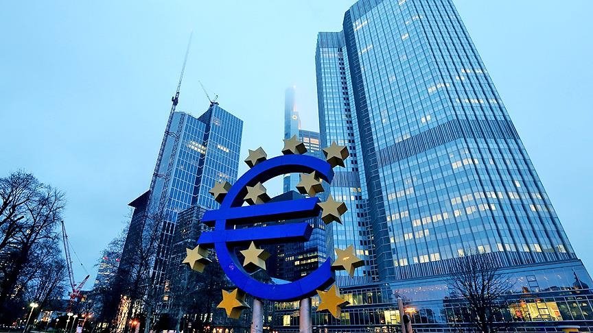 Euro bölgesinde yıllık enflasyon yüzde 9,9