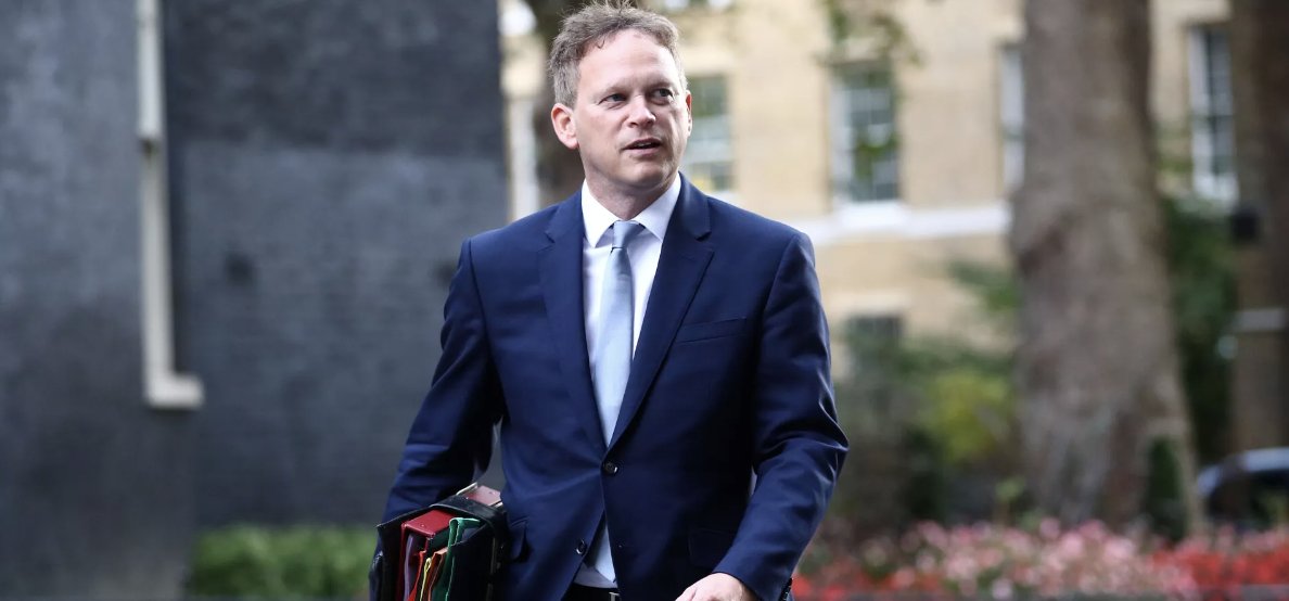 İngiltere'nin yeni İçişleri Bakanı Grant Shapps oldu