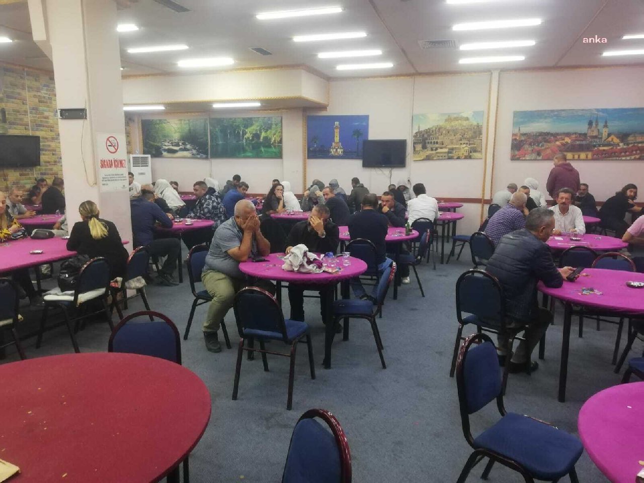 İzmir'de kumar operasyonu: Aynı işletmeler üçüncü kez mühürlendi