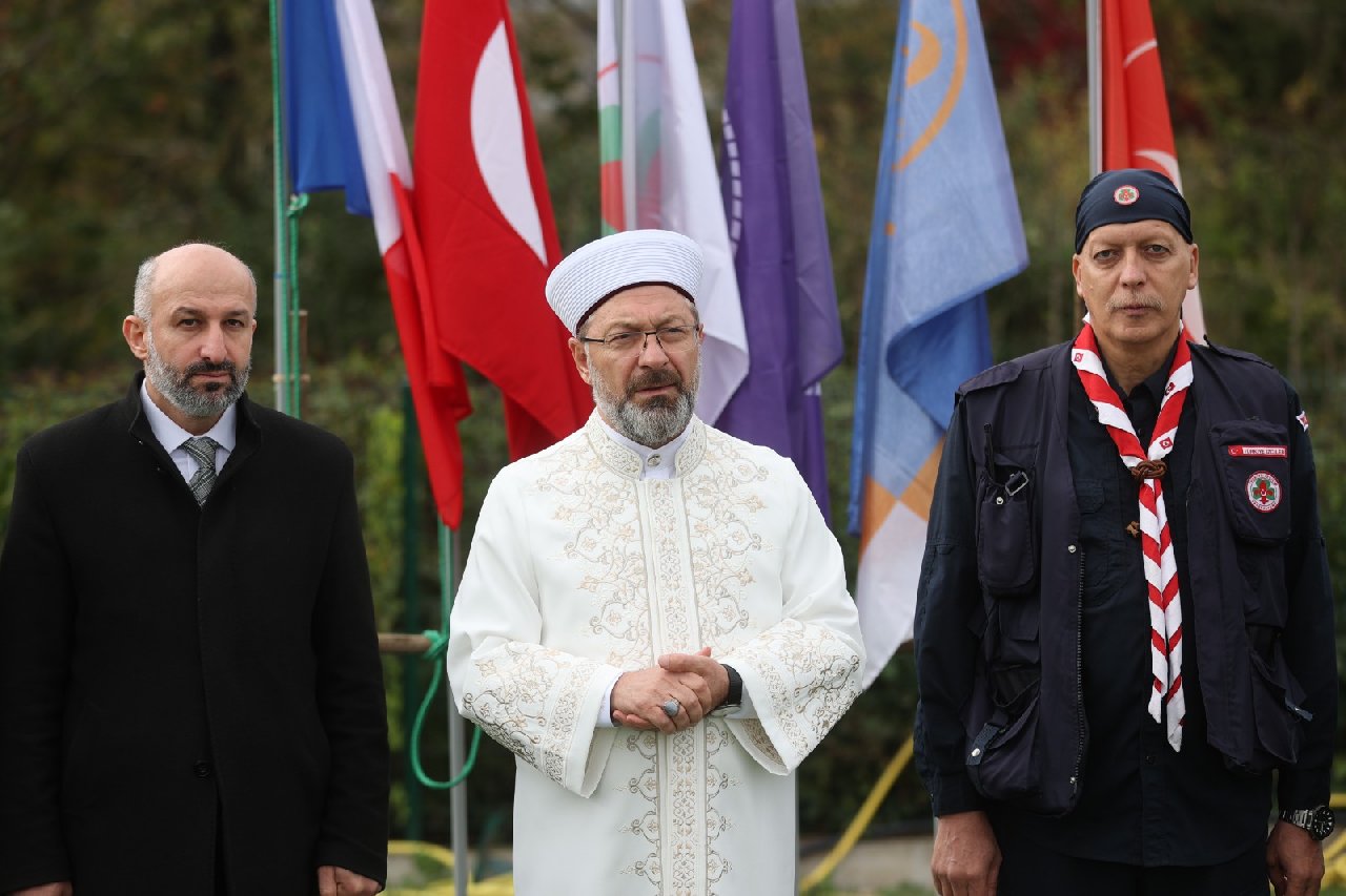 Ali Erbaş, 45 günde 6 ülke gezdi