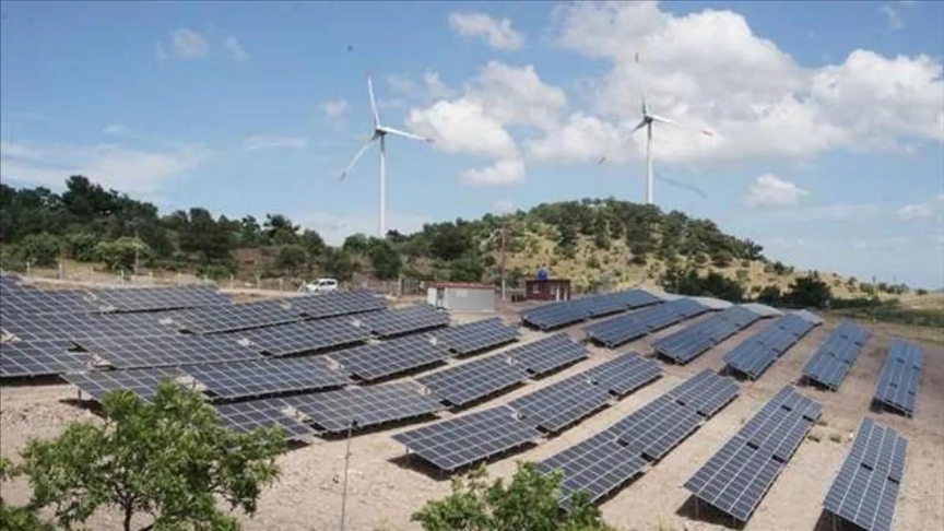 OYAK'tan Türkiye'nin en büyük güneş enerjisi santrali