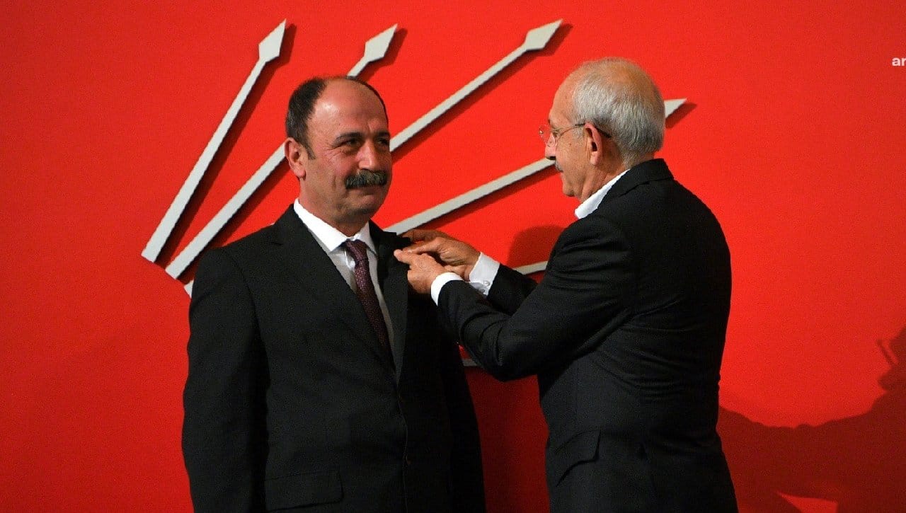 Nuşirevan Elçi, CHP’ye katıldı… Kılıçdaroğlu: En büyük değişimi yaşayan parti, CHP’dir