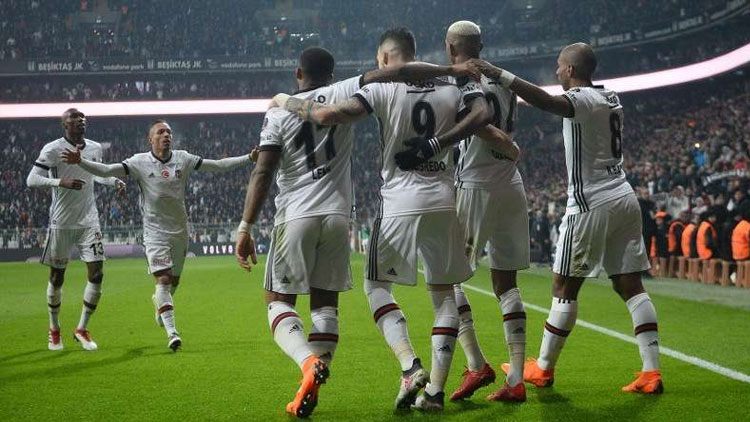 Beşiktaş Vodafone Park'ta 32 maçtır yenilmiyor
