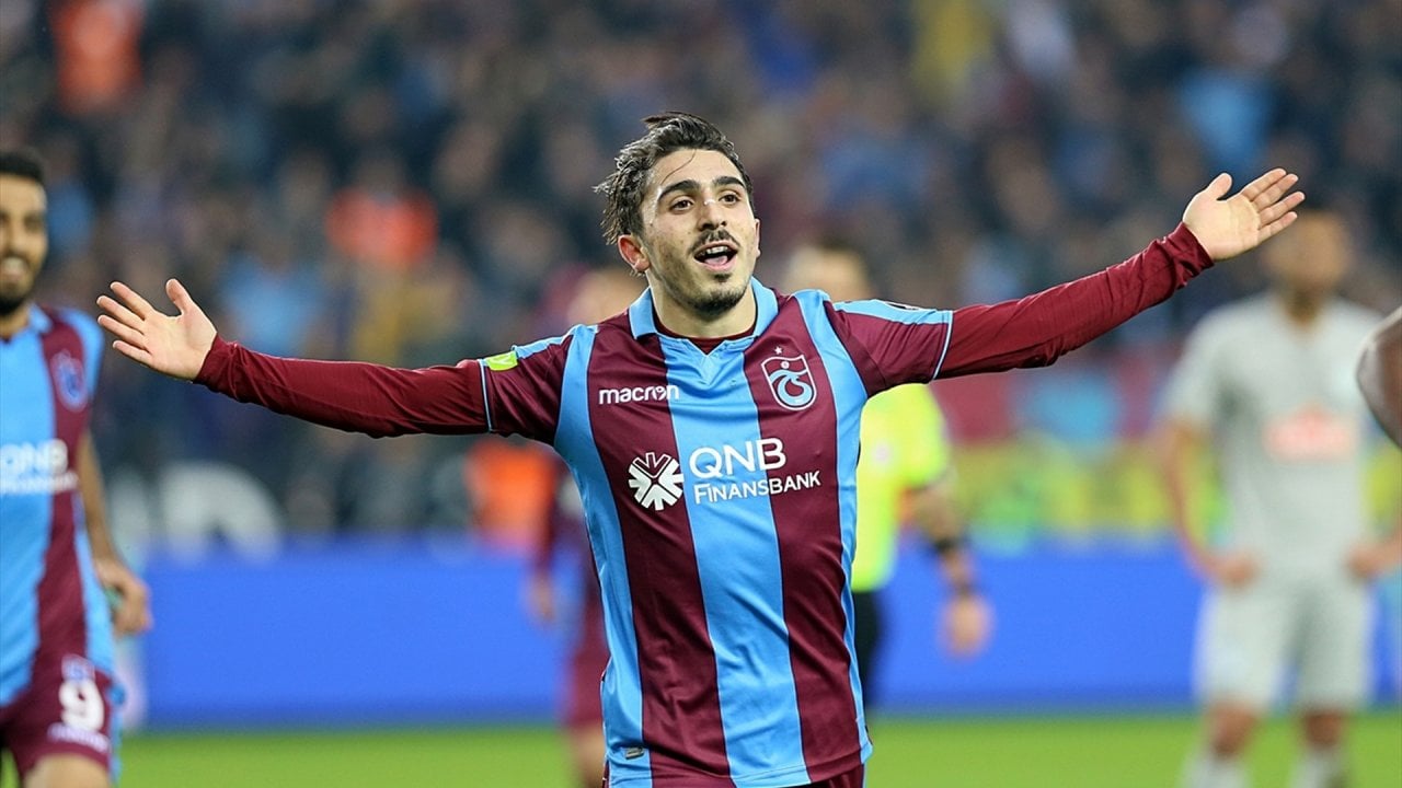 Trabzonspor'da Ömür'ün sözleşmesi uzatıldı