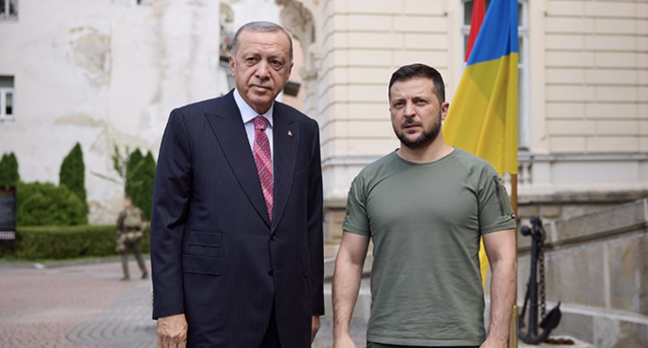Erdoğan ile Zelenskiy arasında kritik tahıl koridoru görüşmesi