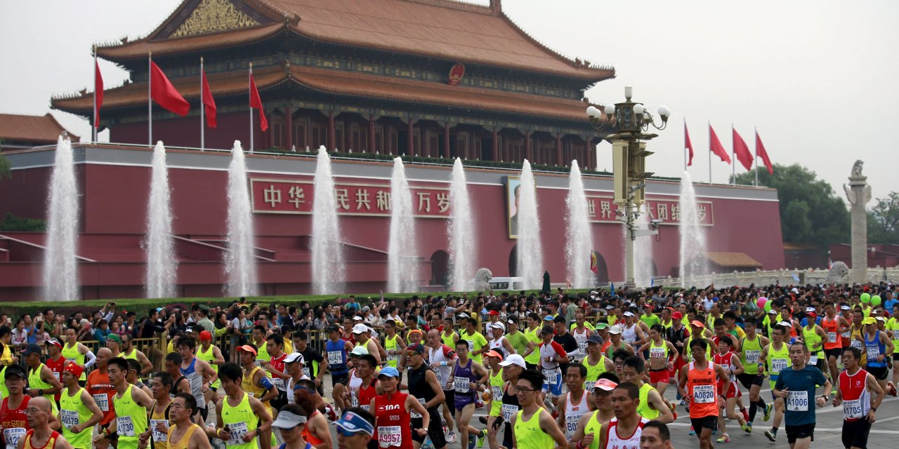 Beijing'deki maratonu Uygur atlet kazandı