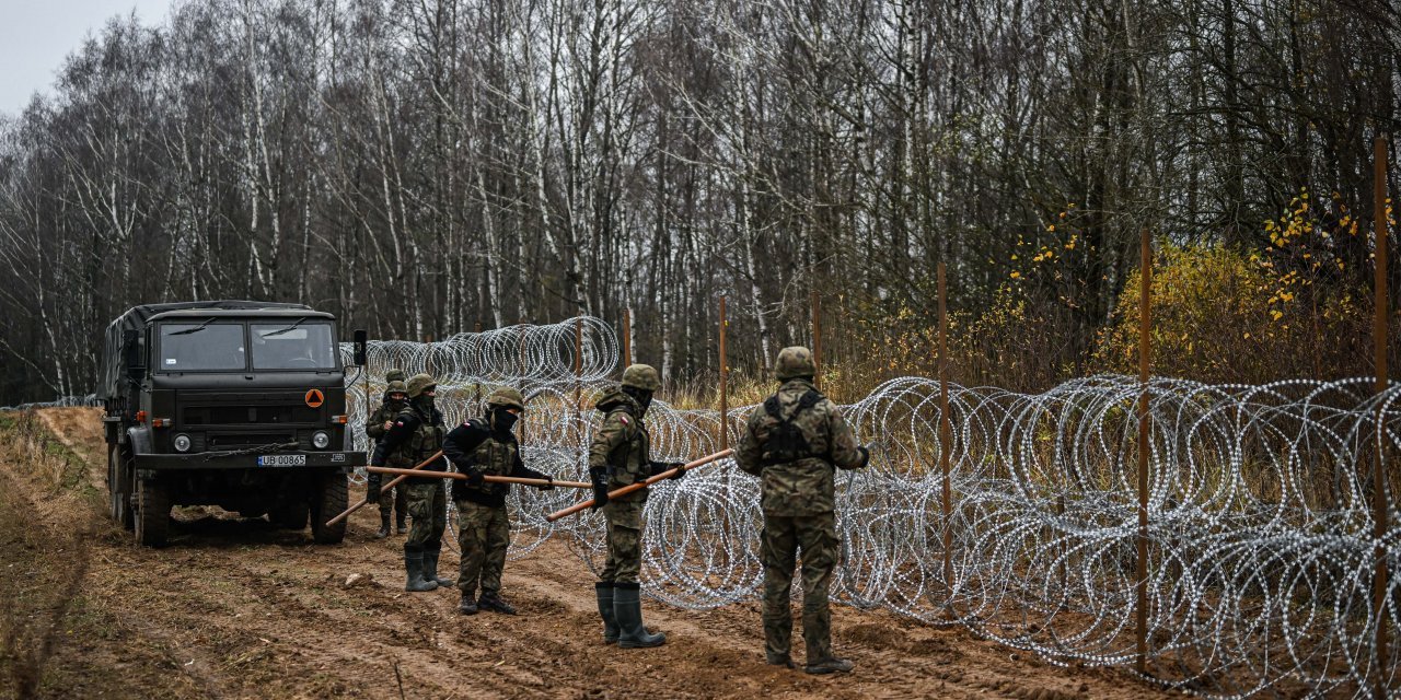 Polonya, Kaliningrad sınırına tel örüyor