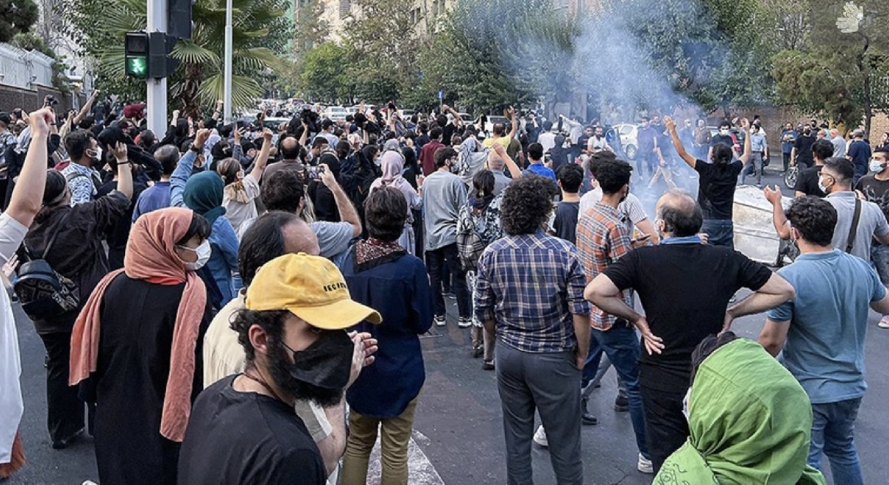 Protestolarda hayatını kaybedenlerin sayısı 304'e yükseldi