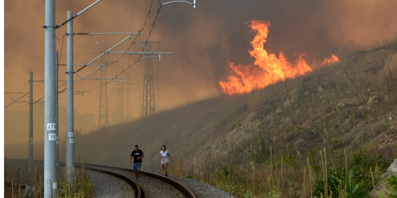 Bulgaristan’da askeri üste yangın: Kontrol altına alınamıyor