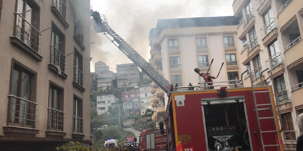 Zonguldak'ta öğrencilerin yaşadığı apartmanda yangın