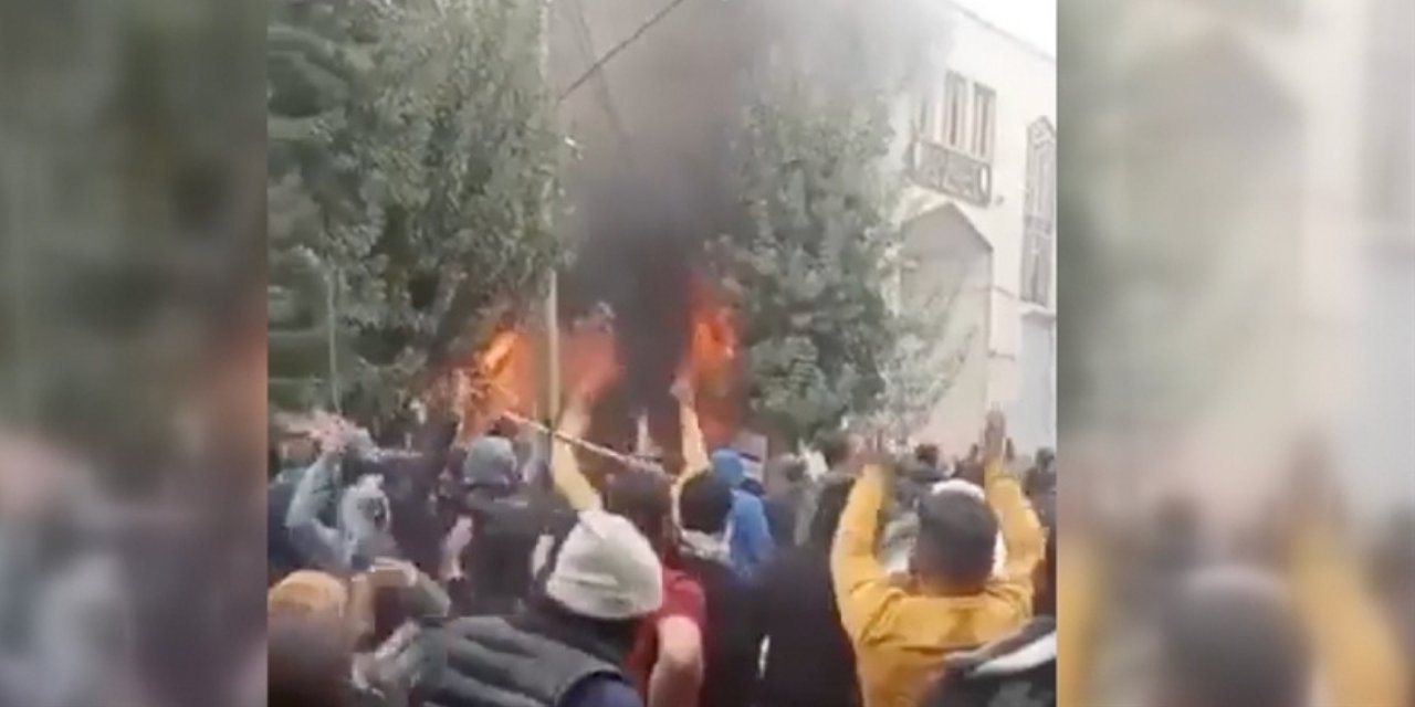 Reuters doğruladı, İran yalanladı: 'Humeyni'nin baba evi ateşe verildi' iddiası