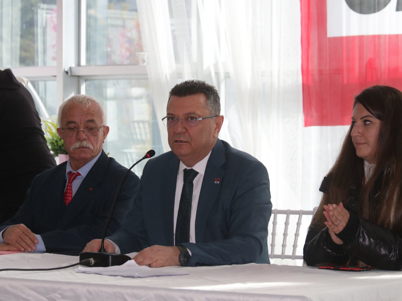 CHP'li Göker: Ülkenin kaynaklarını bir avuç rantçı çeteye peşkeş çekmeye devam ediyorlar