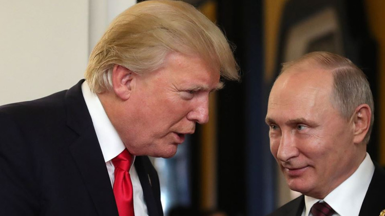 Putin, Trump ile görüştü: Farklı alanlarda ikili ilişkilerin geliştirilmesi...