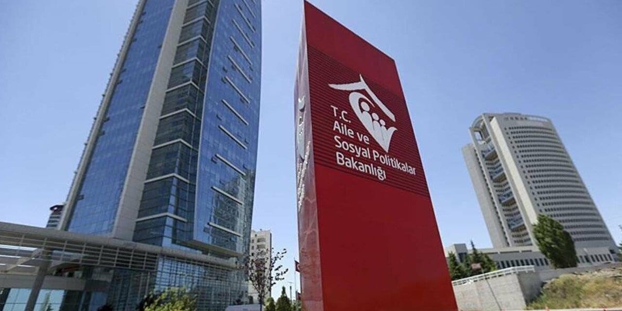 Bakanlığa 95 bin üzerinde 'koruyucu aile' başvurusu