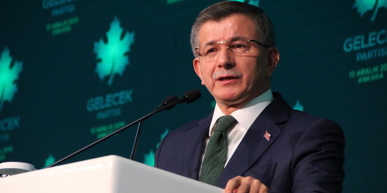 Davutoğlu'ndan İttifak Çıkışı: AKP'ye Yeşil Işık Mı Yaktı?