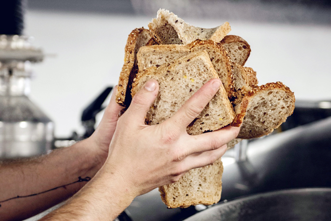 Bayat ekmeği değerlendirmek için hızlı ve lezzetli ipuçları. Daha önce neden denemedim diyeceksiniz