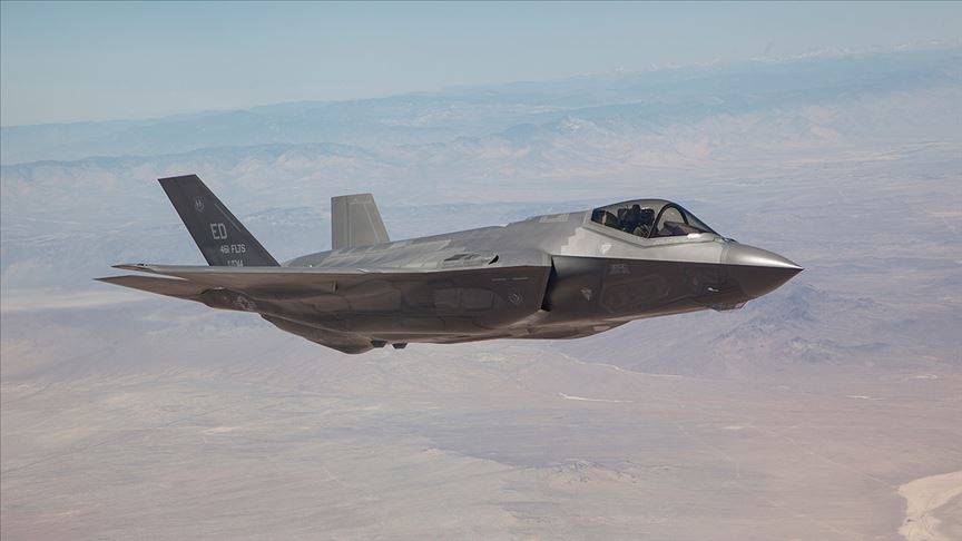 ABD’de F-35 savaş uçağı iniş sırasında düştü