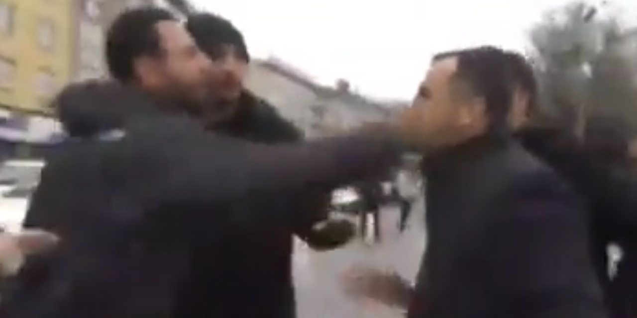 Polis, eski HDP milletvekili Ferhat Encü'ye tokat attı