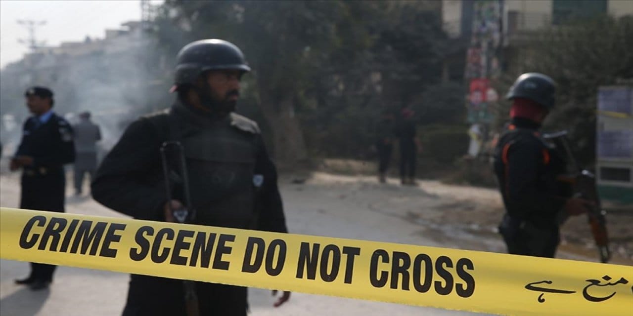 Pakistan'da intihar saldırısı