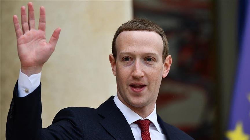 Zuckerberg Facebook çalışanlarını sessize alıyor