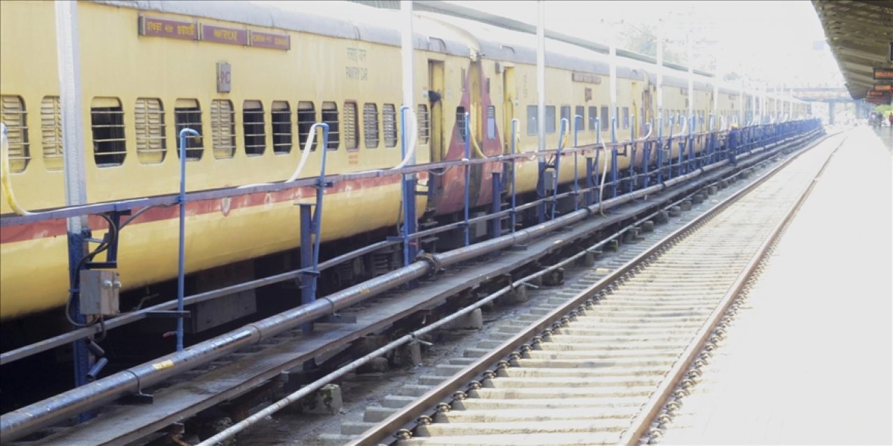 İşe alınacakları vaadiyle kandırılıp 1 ay boyunca tren saydılar