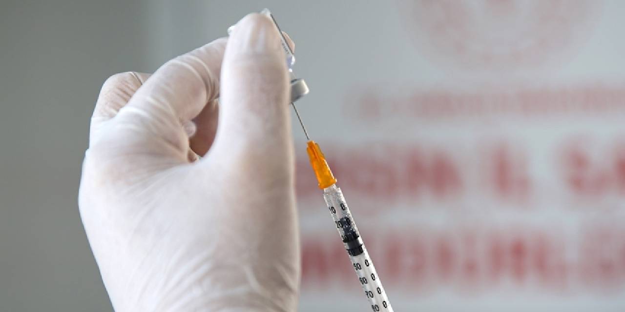 Fahrettin Koca suskun: HPV aşılarından ses seda yok!