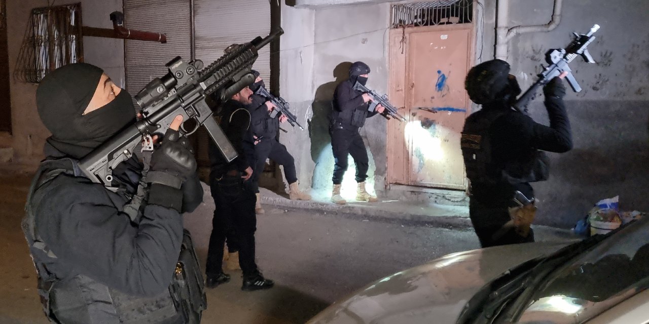 Adana'da IŞİD operasyonu: 10 gözaltı