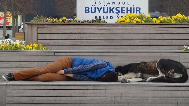 Taksim Meydanı’nda duygulandıran görüntü