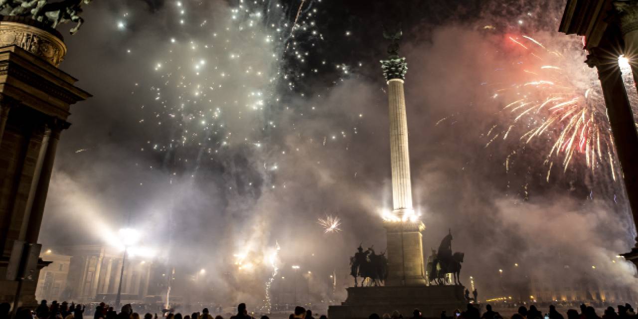 Macaristan'da yeni yıl coşkuyla kutlandı