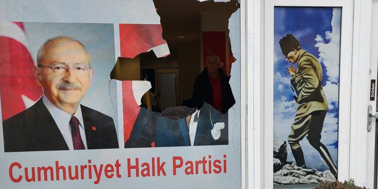 CHP ofisine saldırı