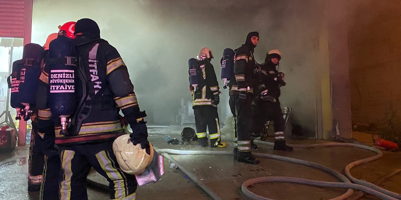 Denizli'de fabrika yangını