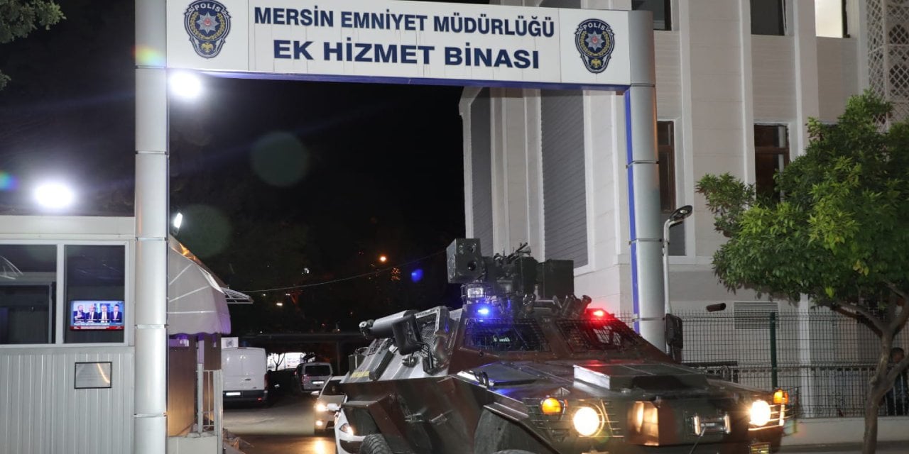 Mersin'de kaçakçılık operasyonu: 14 gözaltı
