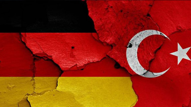 Almanya'nın, PKK konusunda Türkiye'ye iki yüzlülüğü kendi raporunda