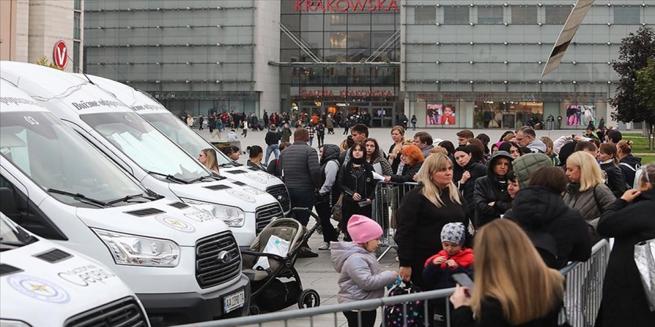 Polonya'ya Ukraynalı mülteci akını: 9 milyonu geçti