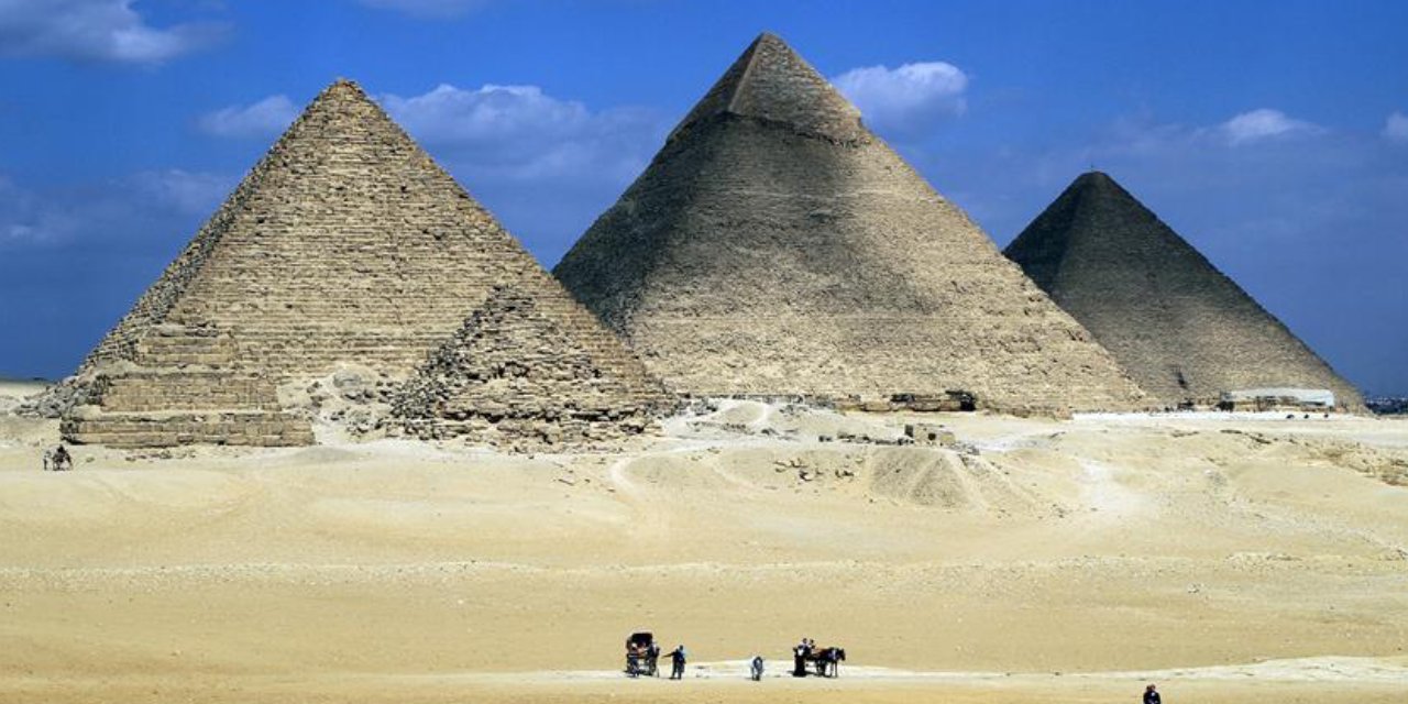 Mısır'da 3500 yıllık firavun mezarı bulundu