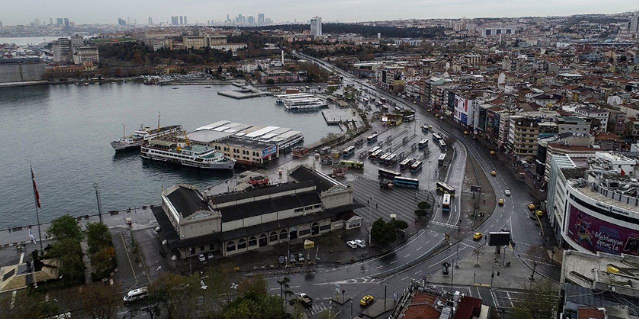 Belediye Başkanı Odabaşı tarih verdi: Kadıköy'de kaldırımlara konan araç ve gereçler toplanacak