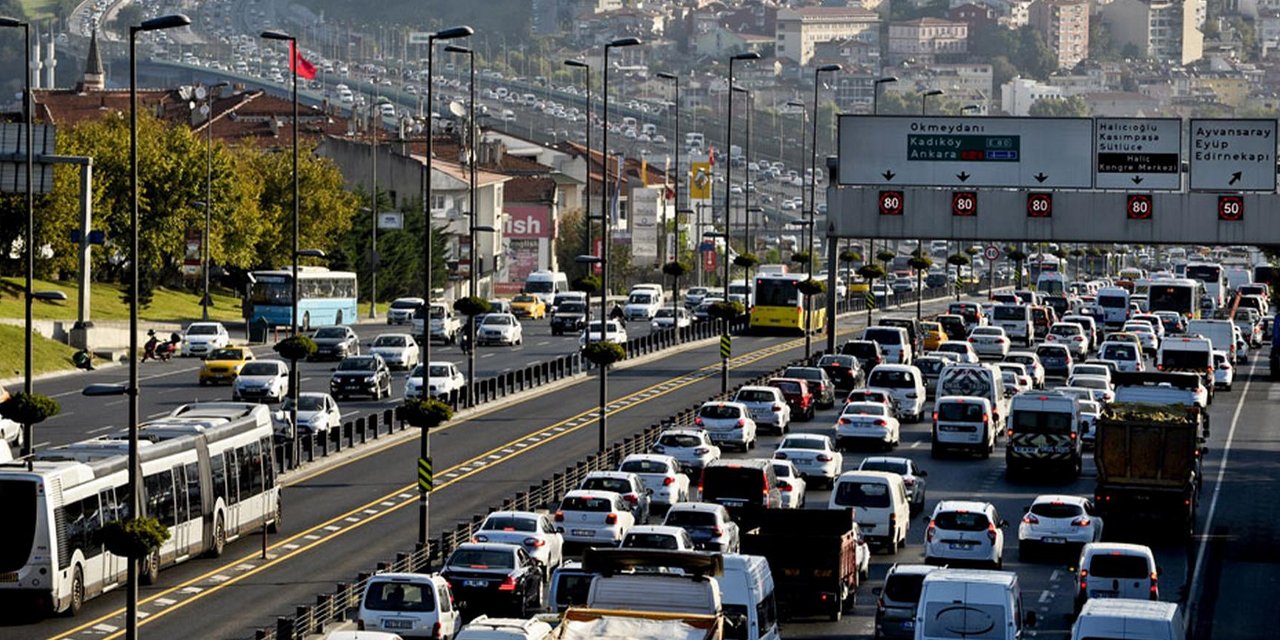 İstanbullular dikkat! Pazar günü bu yollar trafiğe kapalı