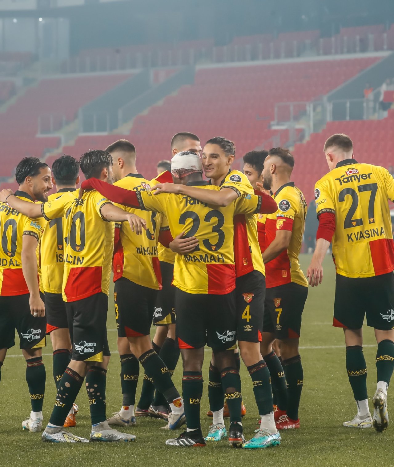 Göztepe Süper Lig'e dönme hedefinde!