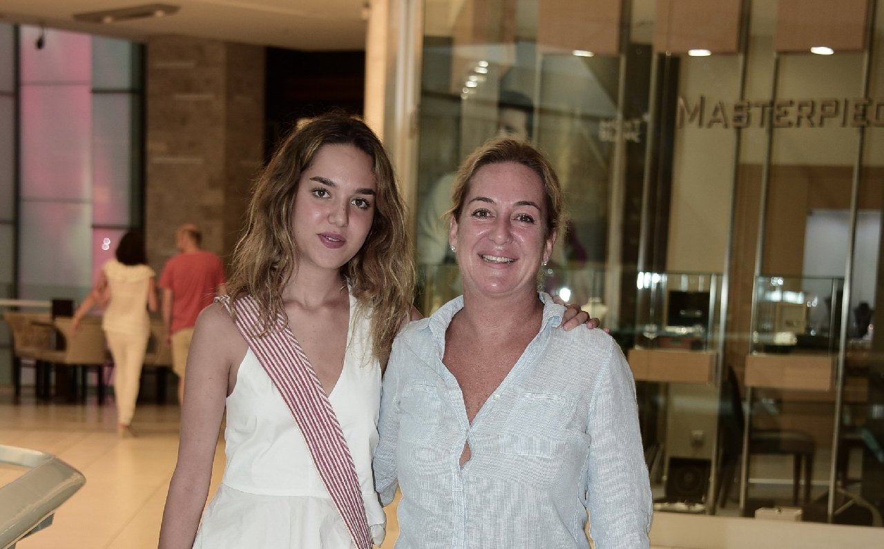 İş insanının kızı Londra'daki evinde ölü bulundu