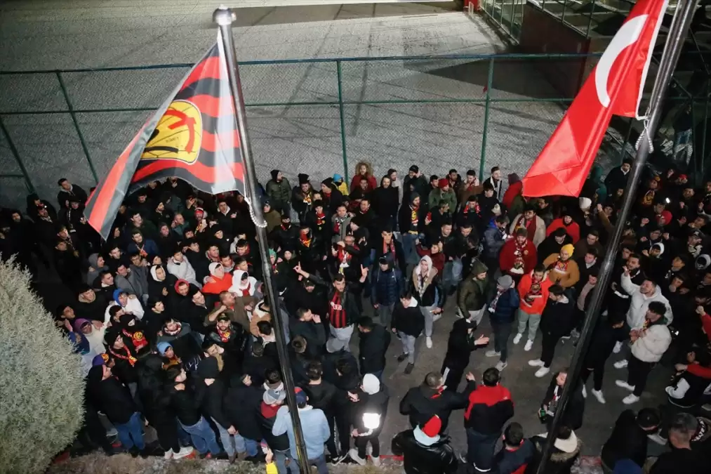 Transfer yasağı kalktı, Eskişehir taraftarı coşkuyla kutladı