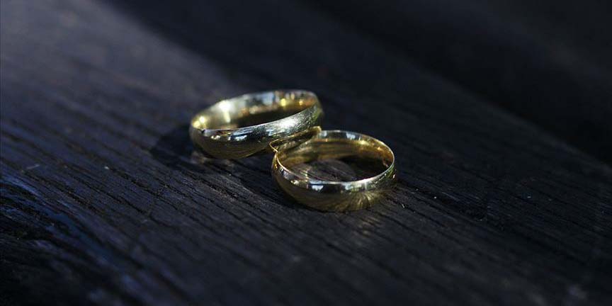Boşanma durumunda nafaka ve tazminat neye göre belirlenir?