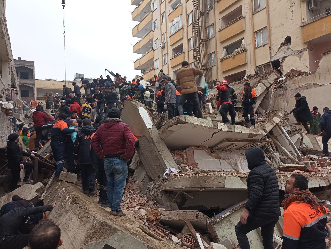 İYİ Partili ilçe başkanı ve eşi depremde hayatını kaybetti