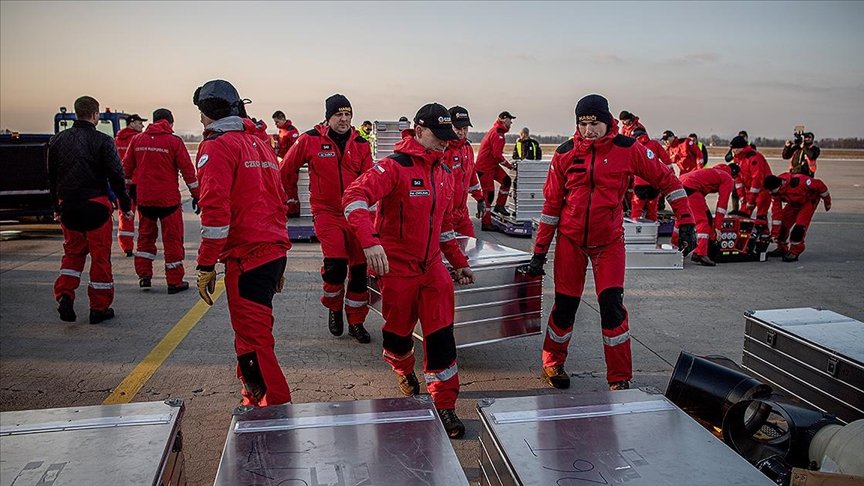 Copernicus uydu sistemi devrede: Avrupa'dan 850 uzman Türkiye için harekete geçti